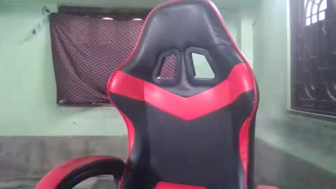 Snapshot of nisha_baby chatting on 10-21-25, 05:19 Nishu online show from 10-21-25, 05:19