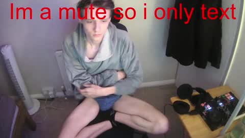 nitrofoxuwu online show from 01-08-26, 01:41