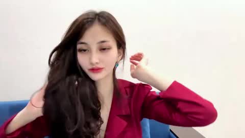 Snapshot of niufrommacau chatting on 02-08-25, 06:44 Niu online show from 02-08-25, 06:44