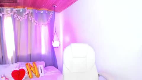 Nixie online show from 06-04-26, 10:05