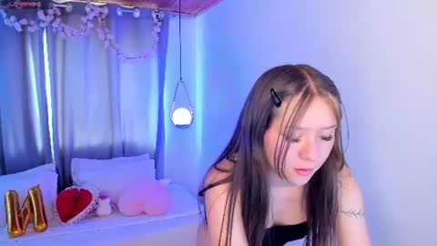 Nixie online show from 06-20-26, 07:38