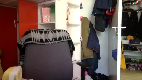 nixomuc online show from 02-21-25, 01:00