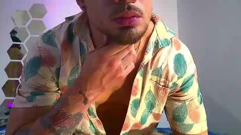 Snapshot of nixon347932 chatting on 12-12-24, 03:54 Nicolas Muscle online show from 12-12-24, 03:54