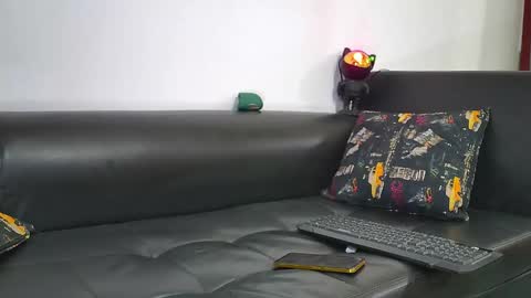 Snapshot of nixon347932 chatting on 01-18-25, 10:49 Nicolas Muscle online show from 01-18-25, 10:49
