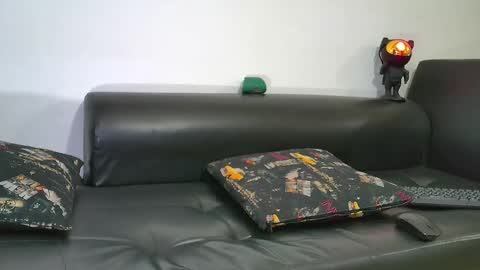 Snapshot of nixon347932 chatting on 02-06-25, 04:53 Nicolas Muscle online show from 02-06-25, 04:53