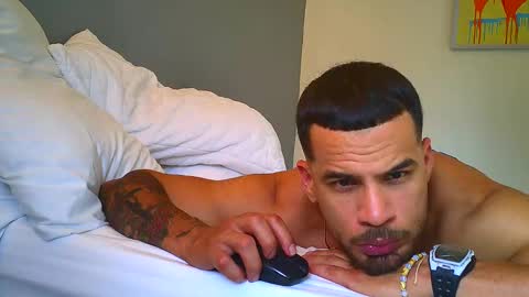 Snapshot of nixon347932 chatting on 03-02-25, 09:22 Nicolas Muscle online show from 03-02-25, 09:22