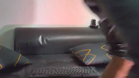 Snapshot of nixon347932 chatting on 09-23-25, 06:49 Nicolas Muscle online show from 09-23-25, 06:49