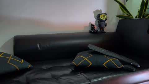 Snapshot of nixon347932 chatting on 10-18-25, 08:09 Nicolas Muscle online show from 10-18-25, 08:09