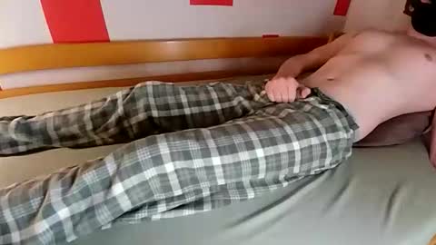 Snapshot of nixxb chatting on 03-08-26, 10:57 Nixx online show from 03-08-26, 10:57