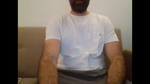 Snapshot of nizer2872870 chatting on 05-08-26, 03:34 nizer2872870 online show from 05-08-26, 03:34