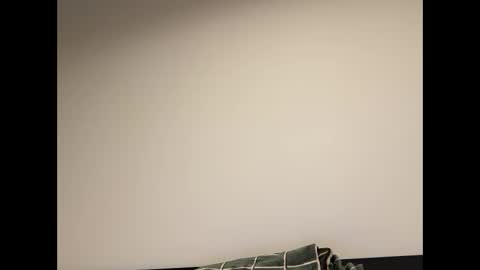 Snapshot of njerseydude82 chatting on 09-17-25, 05:09 Jason online show from 09-17-25, 05:09