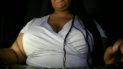 Snapshot of nmorathegoddess chatting on 01-19-26, 05:11 NMora the Goddess online show from 01-19-26, 05:11