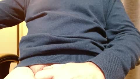 Snapshot of nmr21 chatting on 12-15-24, 09:20 nmr21 online show from 12-15-24, 09:20