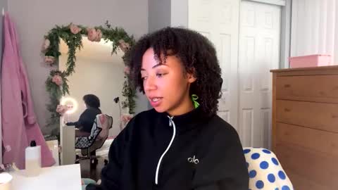 NniOnline online show from 10-21-25, 05:24