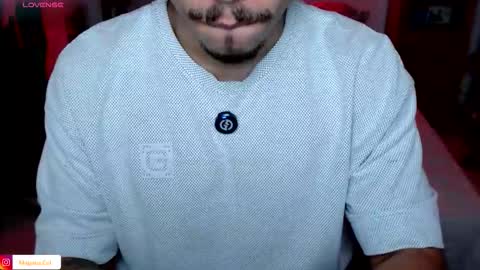 Snapshot of no_face_69 chatting on 02-06-26, 03:55 x online show from 02-06-26, 03:55