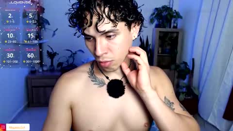 Snapshot of no_face_69 chatting on 02-26-26, 04:11 x online show from 02-26-26, 04:11