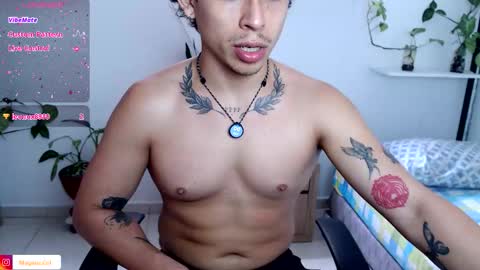 Snapshot of no_face_69 chatting on 03-04-26, 04:24 x online show from 03-04-26, 04:24