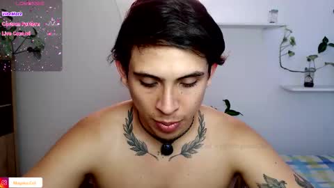 Snapshot of no_face_69 chatting on 03-15-26, 07:42 x online show from 03-15-26, 07:42