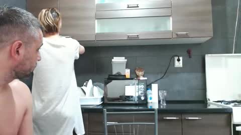 no_limit_coupl3 online show from 10-26-25, 08:09