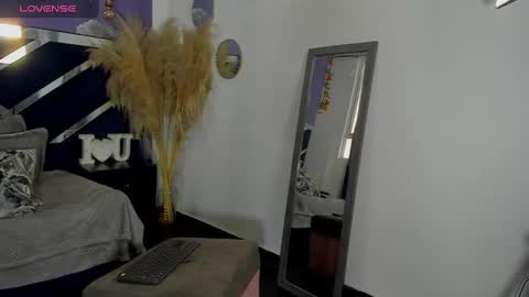 Snapshot of noa_bonucci chatting on 03-08-25, 03:56 noa_bonucci online show from 03-08-25, 03:56