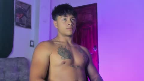 noah_223 online show from 03-25-26, 02:17