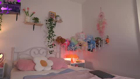 noah__23 online show from 06-05-26, 10:37