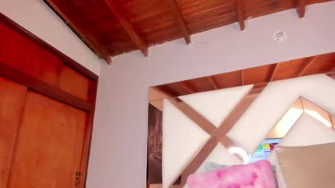 Sara  online show from 03-10-25, 04:38