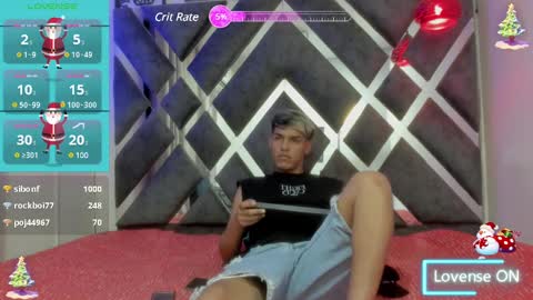 Snapshot of noah_carter66 chatting on 01-05-25, 01:04 noah online show from 01-05-25, 01:04
