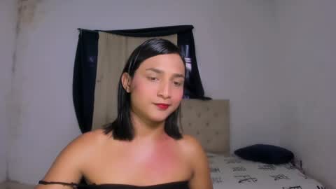 Snapshot of noah_cute18 chatting on 01-24-25, 08:43 Noah online show from 01-24-25, 08:43