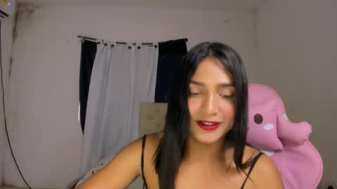 Snapshot of noah_cute18 chatting on 10-01-25, 07:42 Noah online show from 10-01-25, 07:42