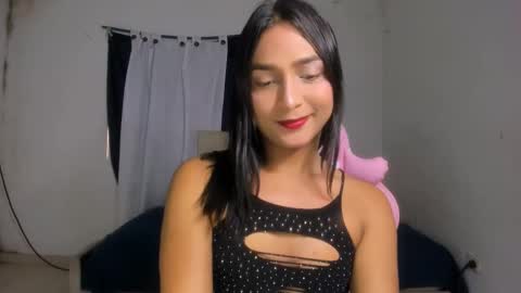 Snapshot of noah_cute18 chatting on 10-04-25, 07:01 Noah online show from 10-04-25, 07:01