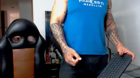 Noah Harris01 online show from 10-23-25, 11:53