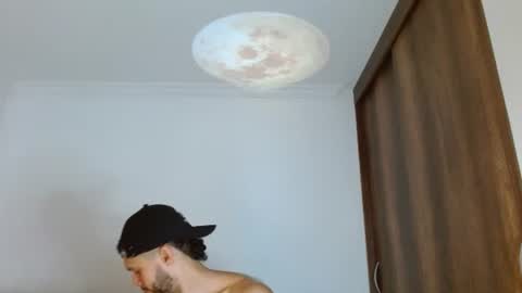 Snapshot of noah_jhonsonn chatting on 06-12-26, 05:45 Noah online show from 06-12-26, 05:45
