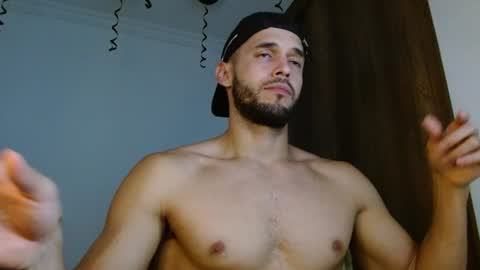 Snapshot of noah_jhonsonn chatting on 07-01-26, 11:34 Noah online show from 07-01-26, 11:34