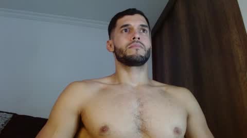 Snapshot of noah_jhonsonn chatting on 07-28-26, 12:01 Noah online show from 07-28-26, 12:01