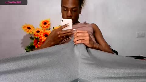 Snapshot of noah_miller7 chatting on 03-04-26, 02:28 Noah Millers online show from 03-04-26, 02:28