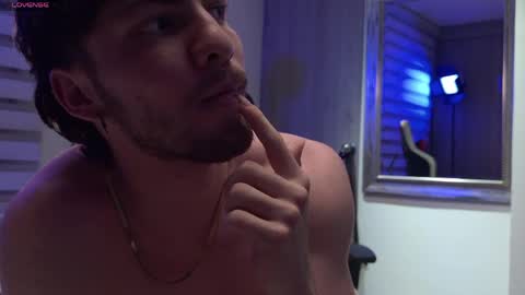 Noah Oliveira online show from 05-23-26, 11:53