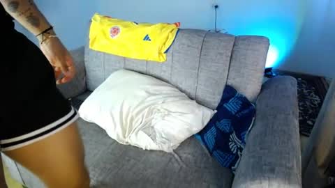 luis navas online show from 06-23-26, 04:05