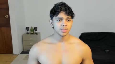luis navas online show from 07-12-26, 11:07