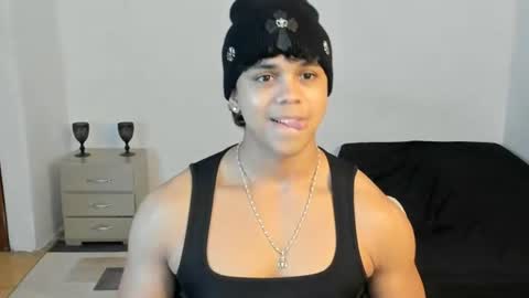 luis navas online show from 08-04-26, 04:37