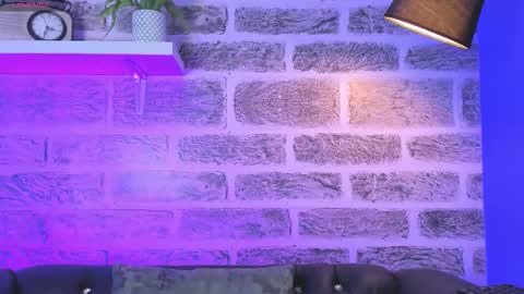    online show from 11-21-25, 12:04