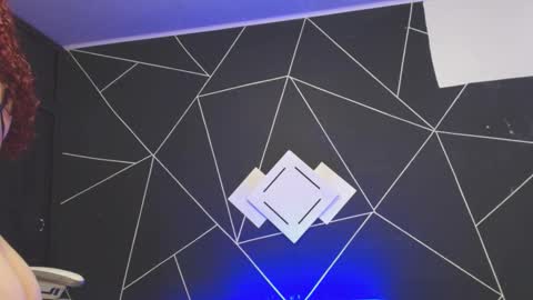 noahlafforet online show from 09-25-25, 03:49