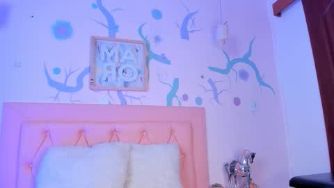 Snapshot of noahperezz chatting on 11-09-25, 12:31 noahperezz online show from 11-09-25, 12:31