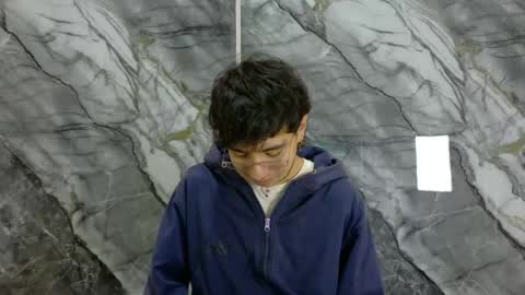    online show from 05-12-26, 11:07