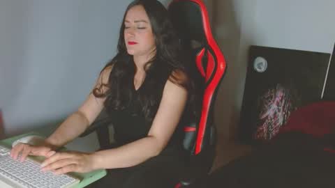 Noamartin online show from 03-26-26, 02:17