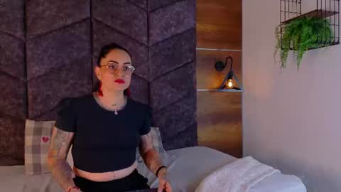 NOELIA online show from 07-17-26, 02:51