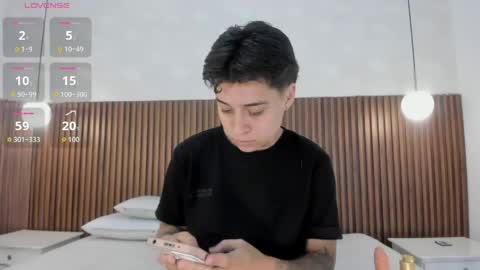 Snapshot of noha_parker chatting on 05-11-26, 08:17 Noha online show from 05-11-26, 08:17