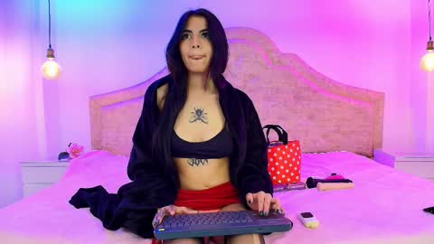 noha_petite online show from 03-04-25, 12:22