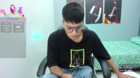 Snapshot of noha_scott chatting on 03-09-25, 10:30 Noha Scott online show from 03-09-25, 10:30