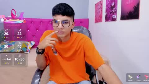 Snapshot of noha_scott chatting on 10-11-25, 11:03 Noha Scott online show from 10-11-25, 11:03